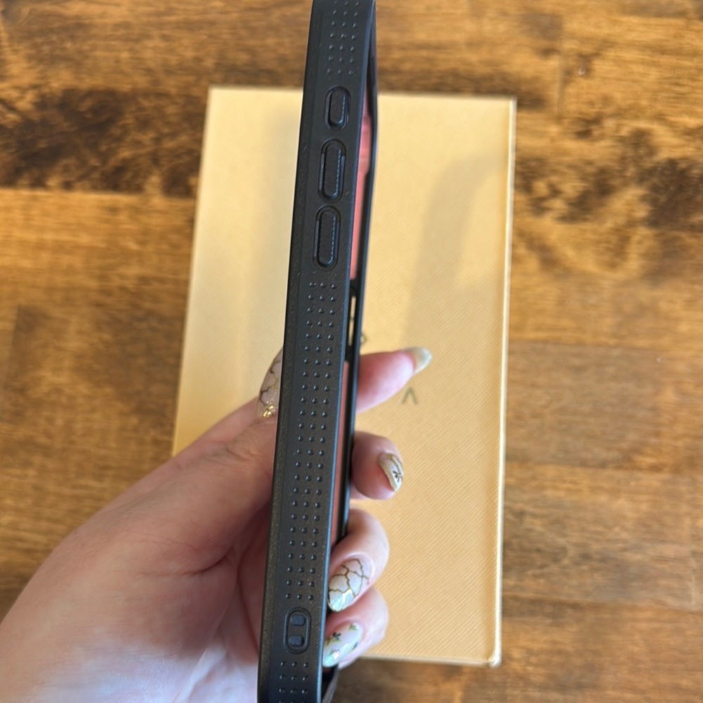 BURGA Virgo iPhone 15 Pro Max Case - Picture 4 of 5